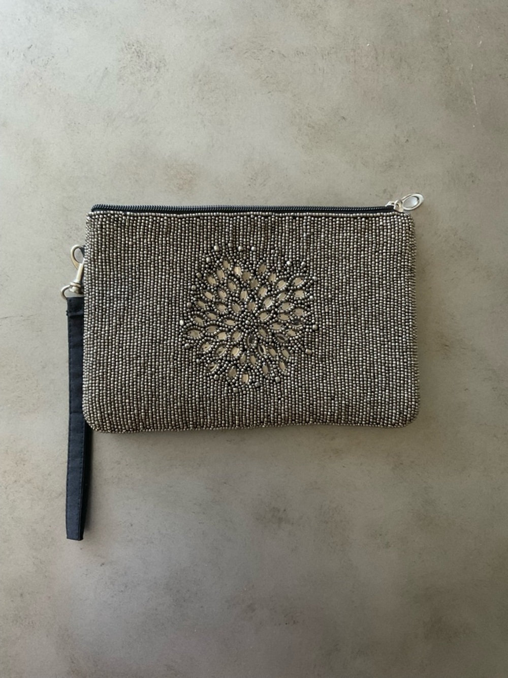 NWOT Bamboo Trading Company Night Bloom Hand Beaded Clutch/Wristlet